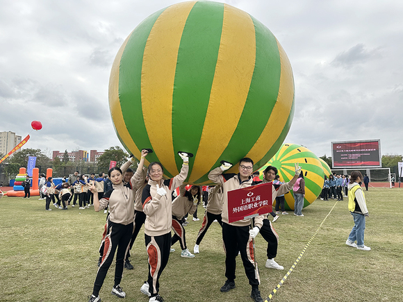 欧洲球队打法特点